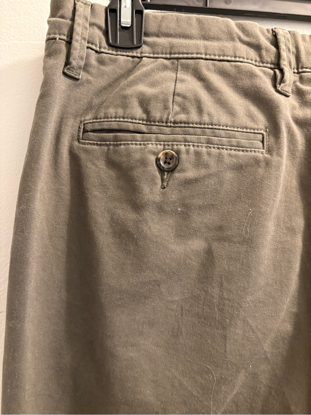 Men’s Green Pants - Picture 7 of 7